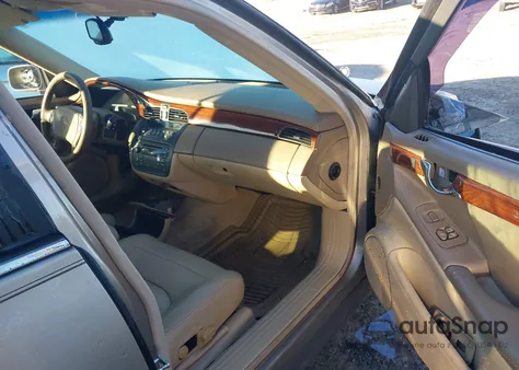 2004 Cadillac Deville Standard z USA, uszkodzony, nr VIN 1G6KD54Y24U222650